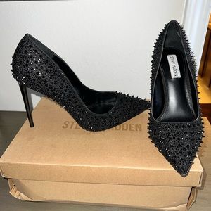 Steve Madden Spiked Pumps